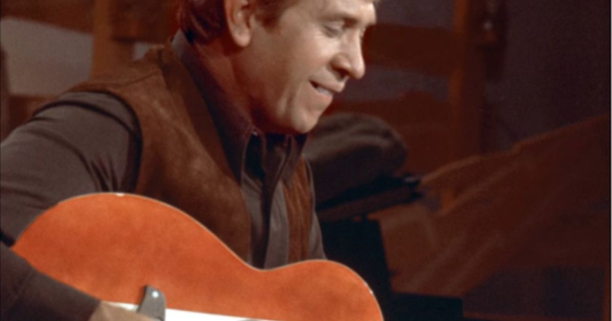 Buck Owens – Rollin’ in My Sweet Baby’s Arms